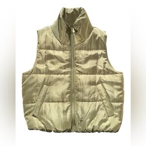 Green Puffer Vest Women’s XS Zipper Front Sleeveless Winter Layering Athleisure
